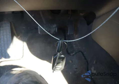 2006 Pontiac Vibe from USA, damaged, VIN 5Y2SL65846Z444410